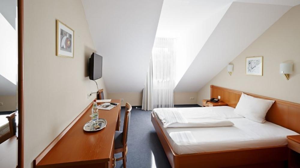 Hotel Blutenburg München Ngoại thất bức ảnh