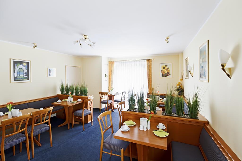 Hotel Blutenburg München Ngoại thất bức ảnh