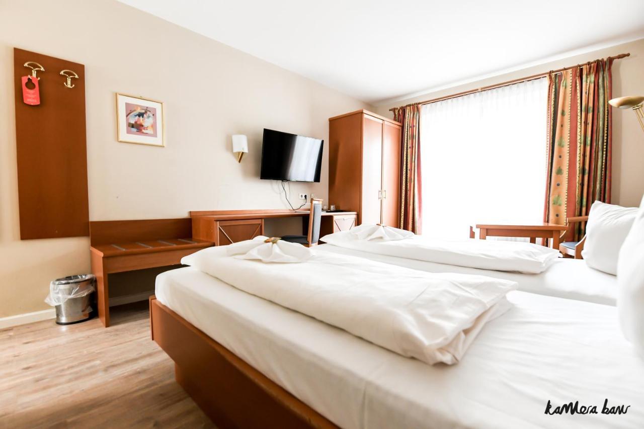 Hotel Blutenburg München Ngoại thất bức ảnh