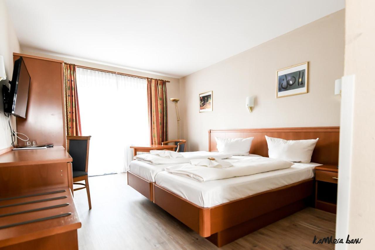 Hotel Blutenburg München Ngoại thất bức ảnh