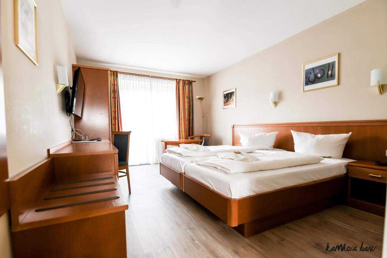 Hotel Blutenburg München Ngoại thất bức ảnh