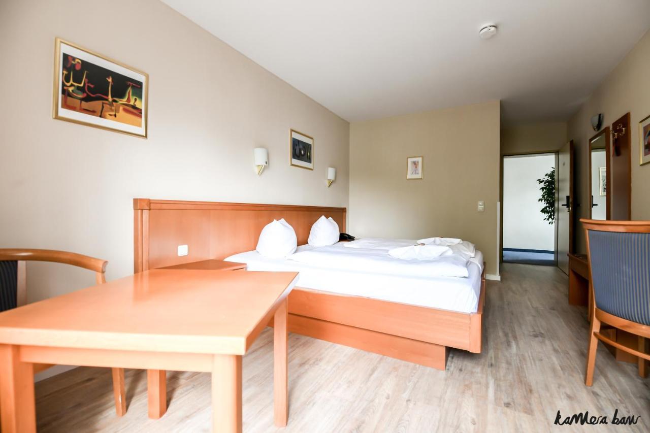 Hotel Blutenburg München Ngoại thất bức ảnh
