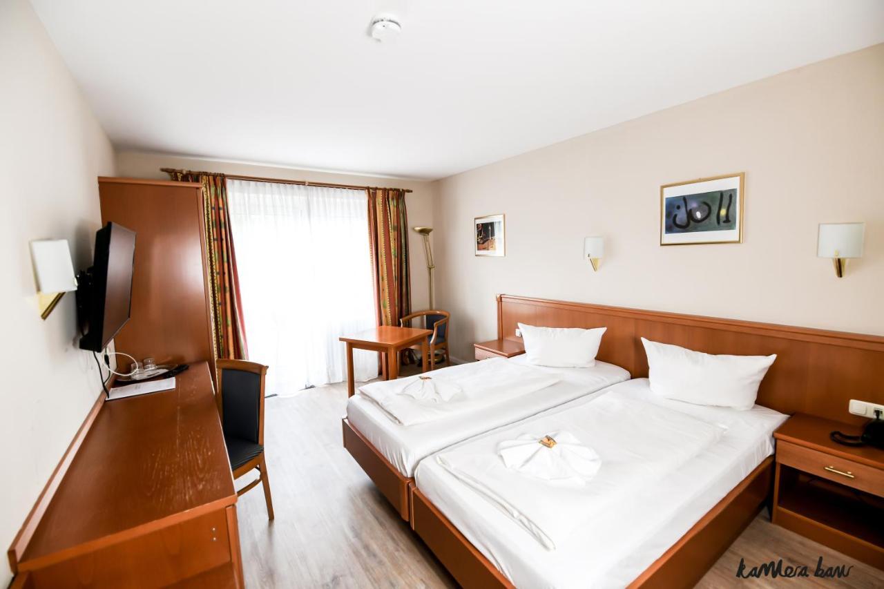 Hotel Blutenburg München Ngoại thất bức ảnh