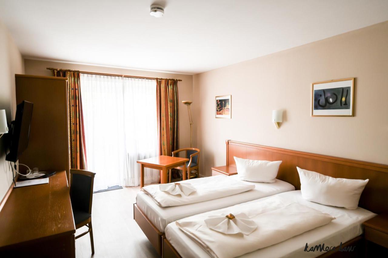 Hotel Blutenburg München Ngoại thất bức ảnh
