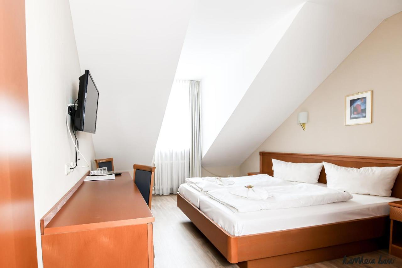 Hotel Blutenburg München Ngoại thất bức ảnh