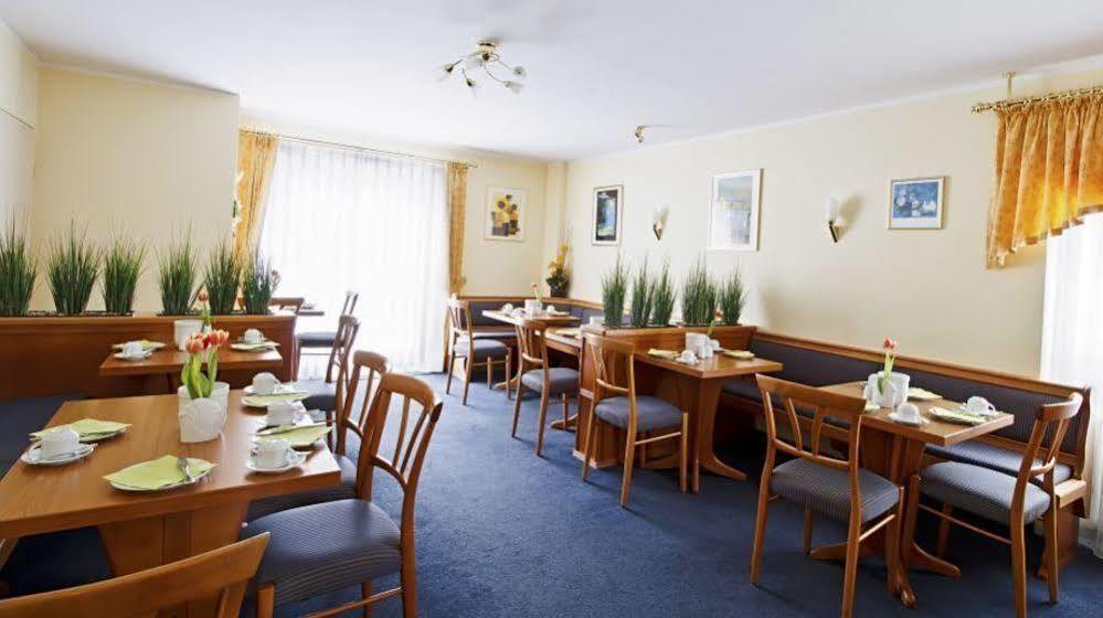Hotel Blutenburg München Ngoại thất bức ảnh